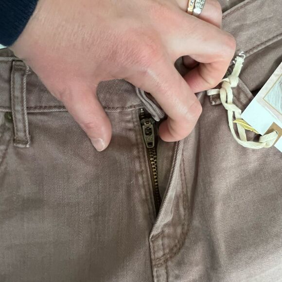 NWT Jessica Simpson Crop Style Jeans - Picture 8 of 11